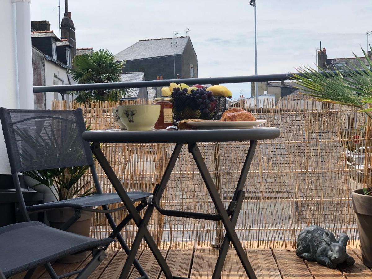 Centre-ville Avec Terrasse Rustique Apartment *